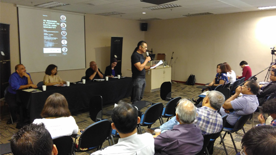 [Gallery] Is Reason a Threat to Faith and Society? Public Forum