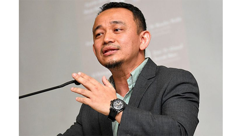 Education Minister must refrain from heading any university to underline universities’ freedom from political control.